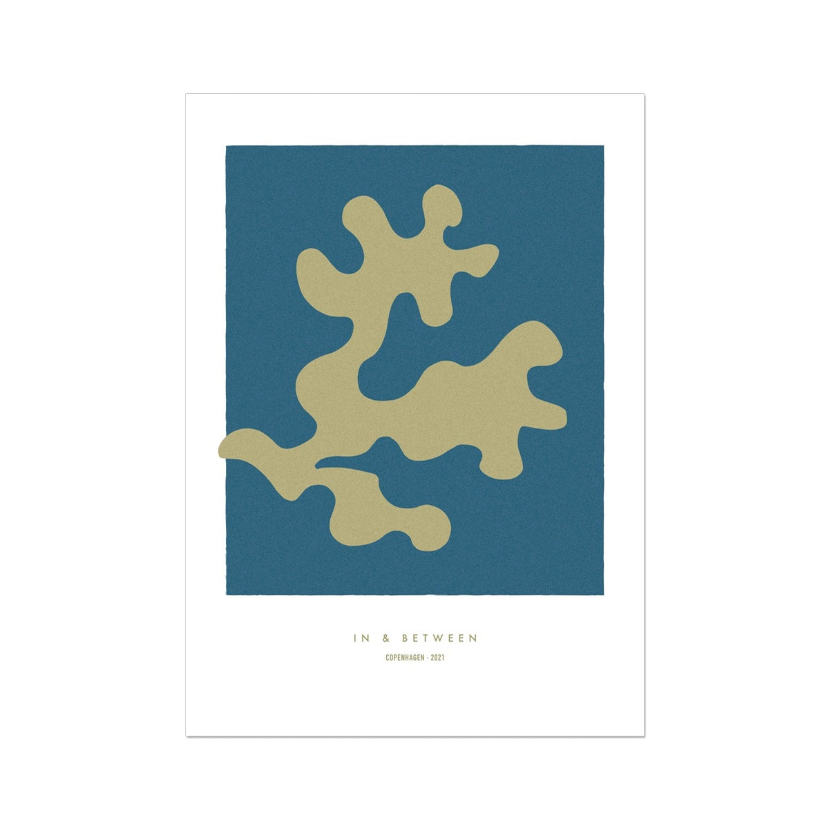 Art print of golden oak leaf on dark blue background.